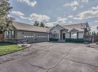 3246 SW 35th St, Redmond, OR 97756