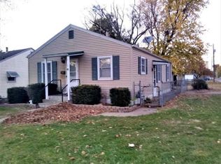 1535 Chestnut St, Quincy, IL 62301