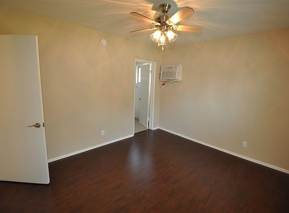 5th image of 10645 Valley Spring Ln APT 12