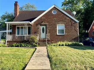 2306 3rd St NE, Canton, OH 44704
