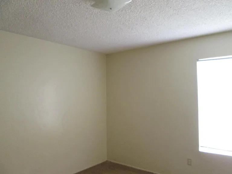 2516 Ashe Rd #B — Photo 6