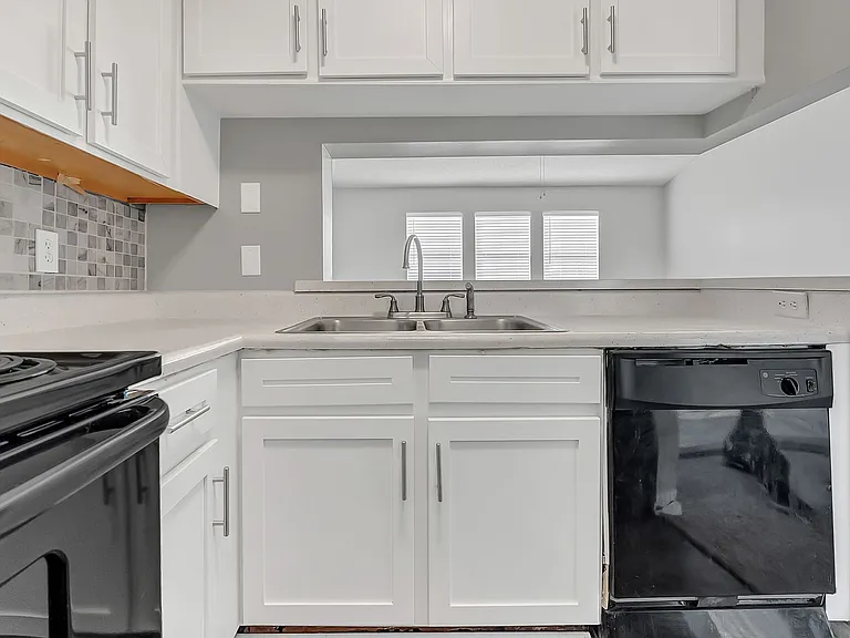 Springlake Apartments — Photo 55
