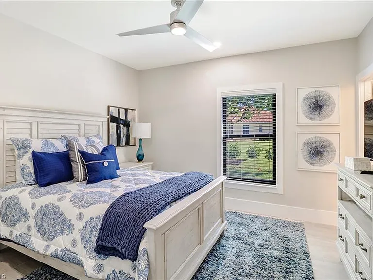 28070 Winthrop Cir — Photo 20