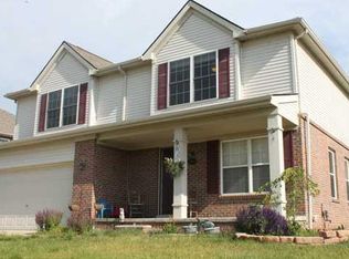 42204 Freeport Ct, Belleville, MI 48111
