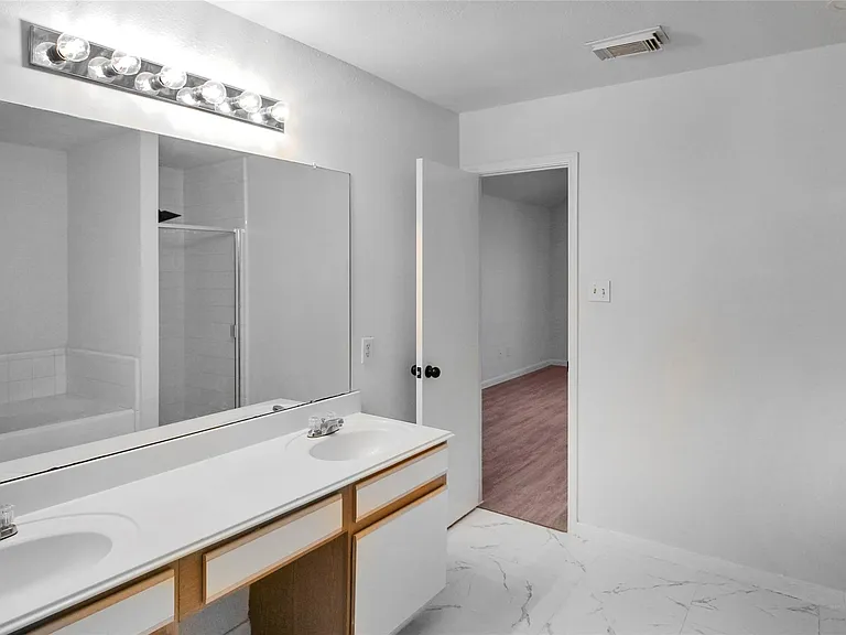 511 Chaseway Dr — Photo 16