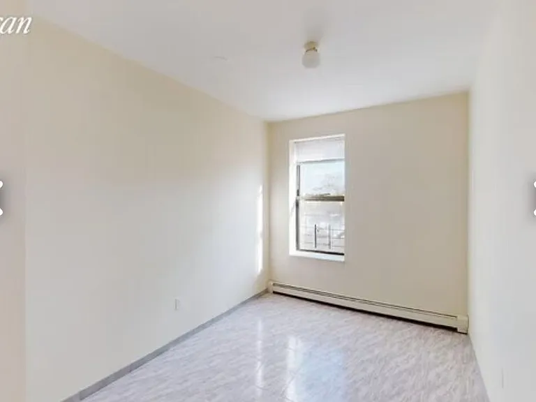 182 Bay 22nd St #4A — Photo 6