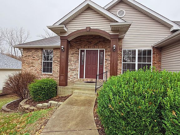 2nd image of 606 Adens Woods Ct