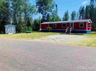 7774 Kildeer Rd, Republic, MI 49879