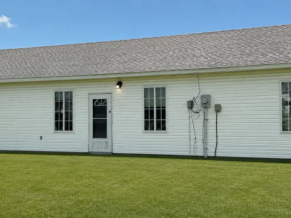 1308 Barton Ln, Paragould, AR 72450