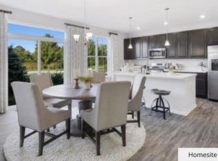 1517 Black Wolf Trl, Sun Prairie, WI 53590