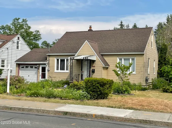 320 Kings Road, Schenectady, NY 12304