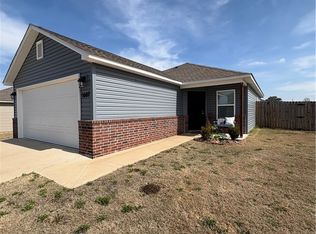 1607 S Blandford St, Siloam Springs, AR 72761