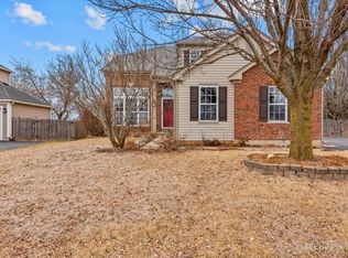 2133 Serenity Ln, Woodstock, IL 60098