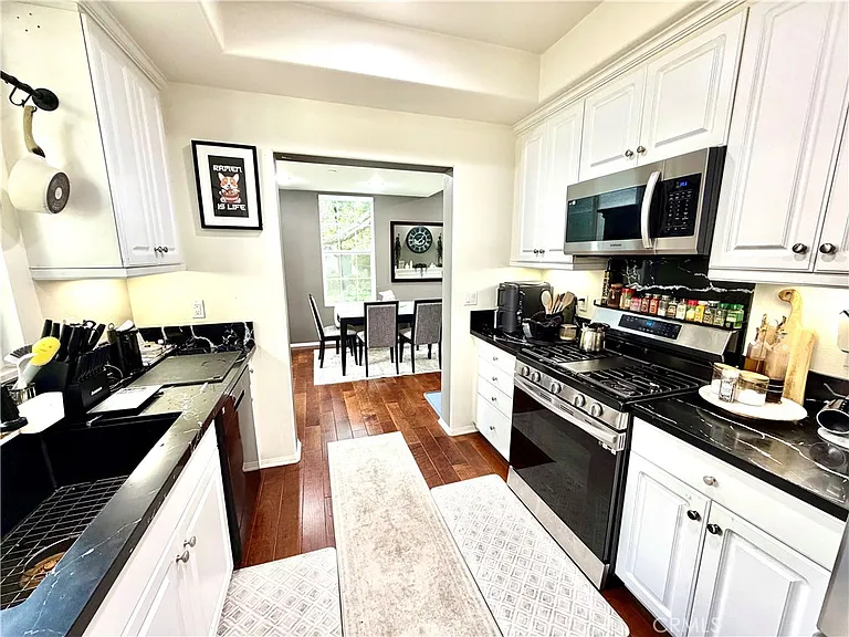 15205 Calverton Way — Photo 12