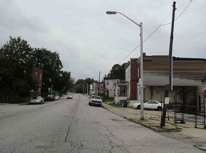 2nd image of 1605 Bloomingdale Rd