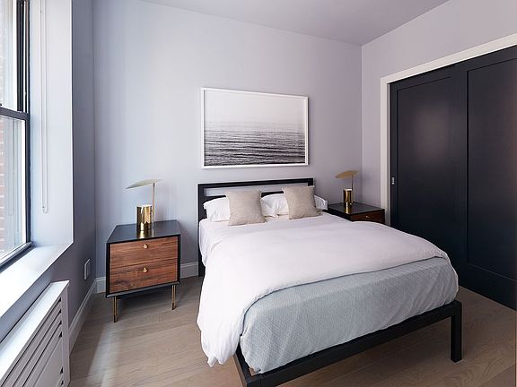 5th image of 915 W End Ave APT 1106