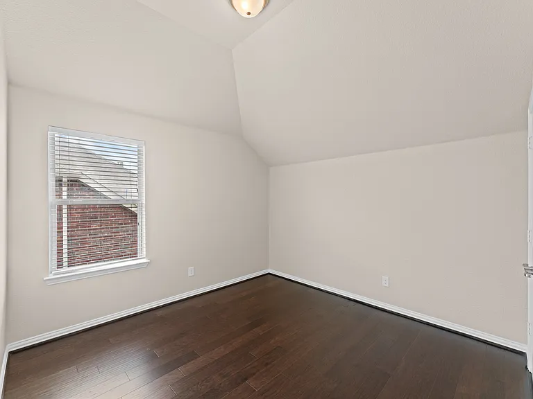 600 Fishback Cir — Photo 17