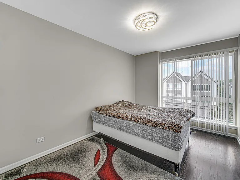 673 E Fountainview Dr #673 — Photo 9