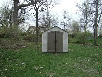 4th image of 3207 Donnelly Ave