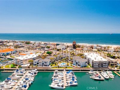 16286 Pacific Cir APT B, Huntington Beach, CA, 92649