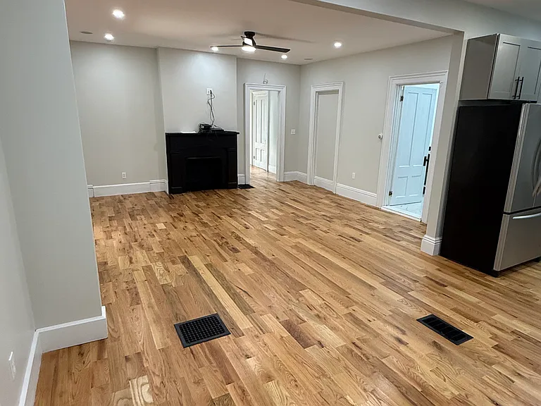 14 Walnut St #1 — Photo 6