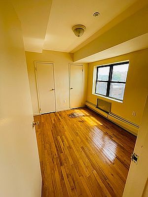 4th image of 28-14 31st St #503A
