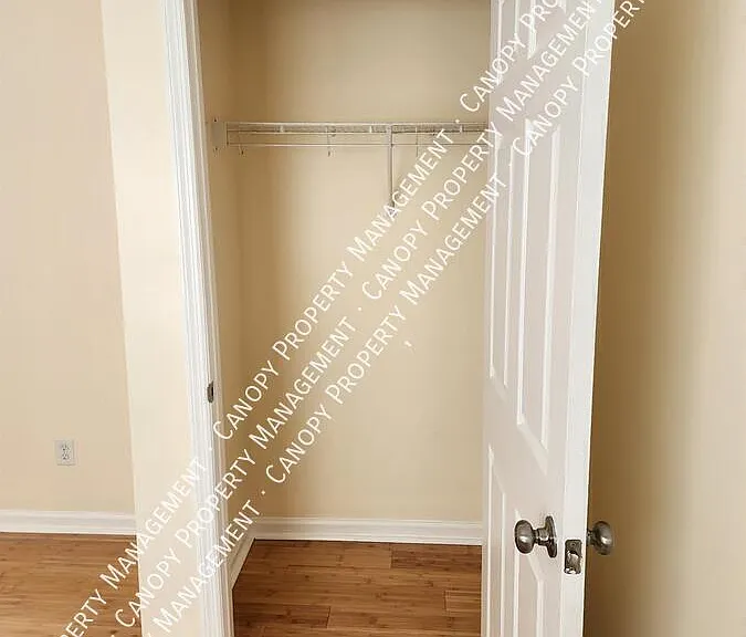 443 Hawkins Ave — Photo 16