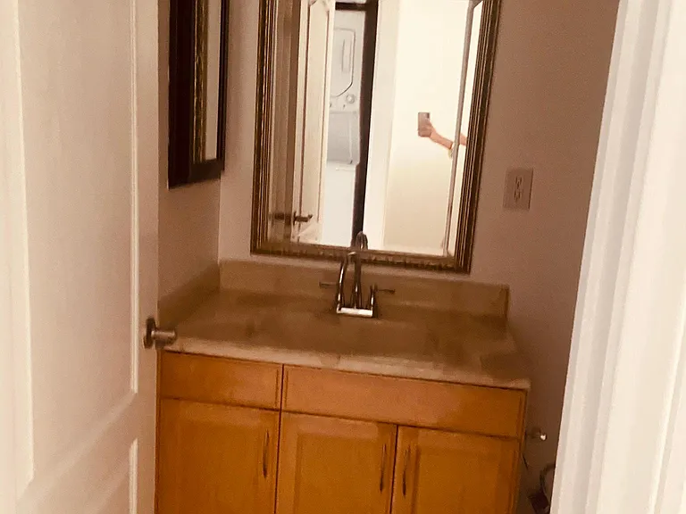 2410 N Naomi St #114 — Photo 3