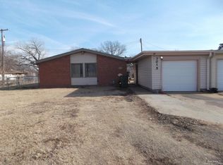 3015 Foxboro Dr, Salina, KS 67401