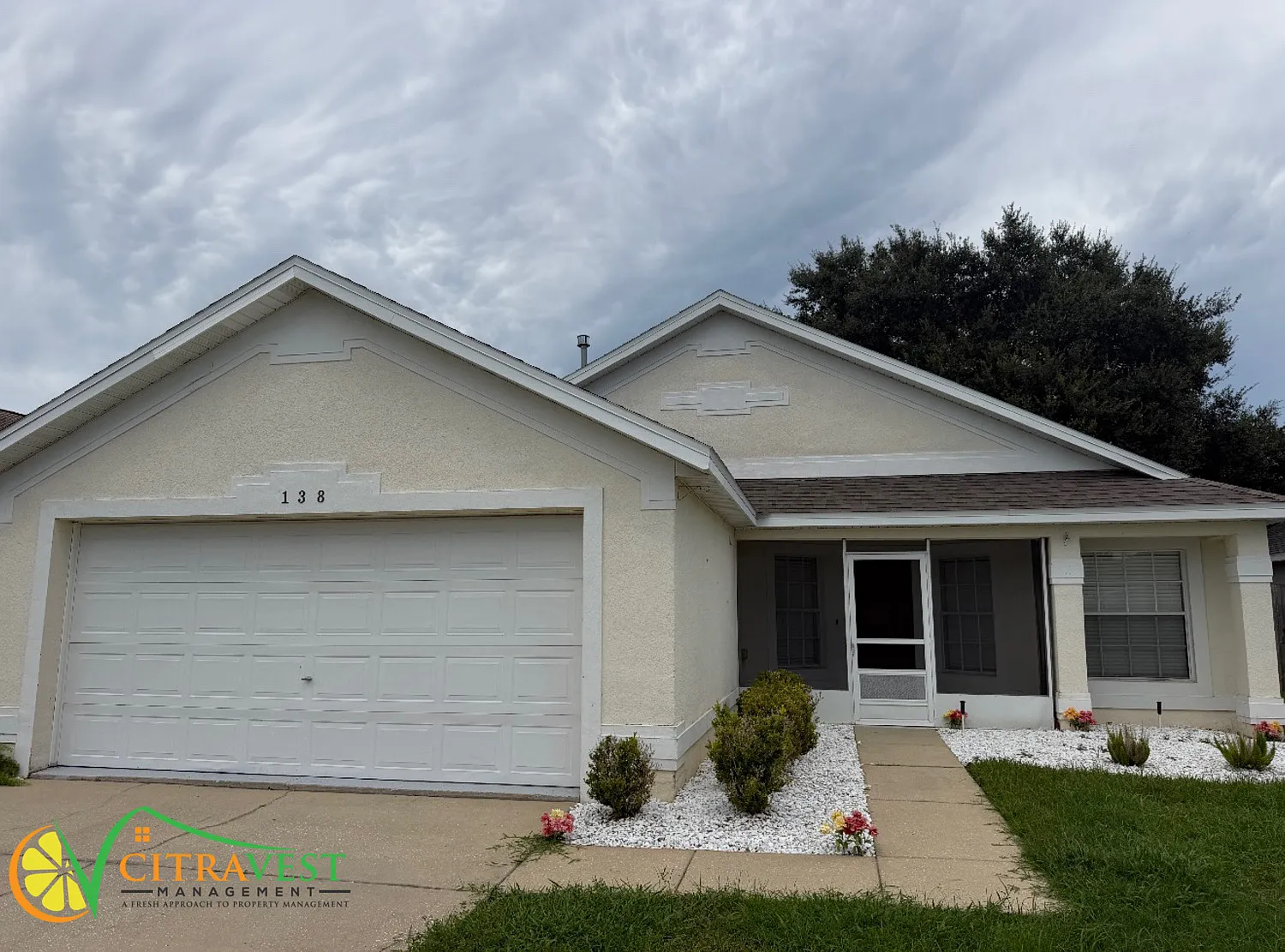 Davenport 3 Bed, 2 Bath - Fenced in yard and Lanai! — Photo 1