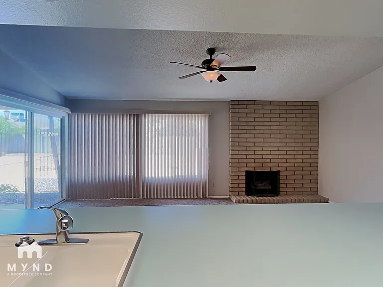 4250 E Kiowa St — Photo 7