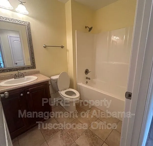 201 Wexford Way — Photo 8