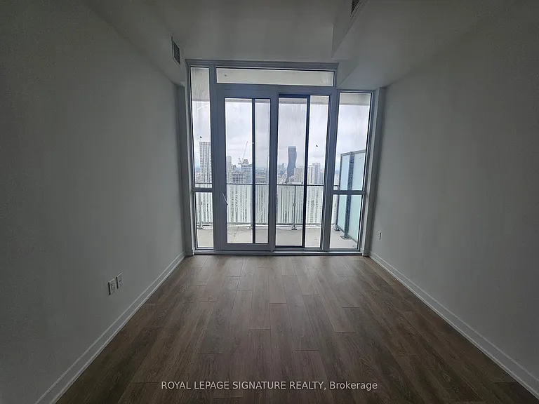 1 Fairview Rd E #3106 — Photo 12