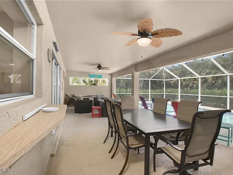 3425 SE 4th Ave — Photo 13