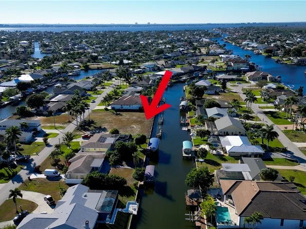 4920 Seville Ct, Cape Coral, FL 33904
