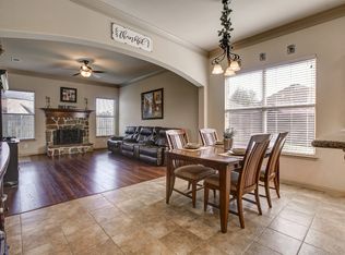 2336 Collin Dr, Grand Prairie, TX 75052
