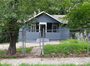 6832 Walrond Ave, Kansas City, MO 64132