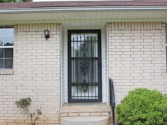 2nd image of 576 County Road 3530
