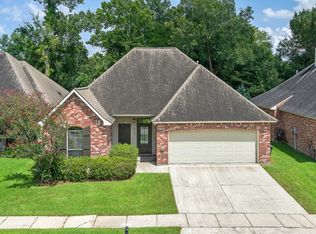 5726 Macbeth Dr, Baton Rouge, LA 70817