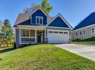 123 White Oak Ext, Fletcher, NC 28732