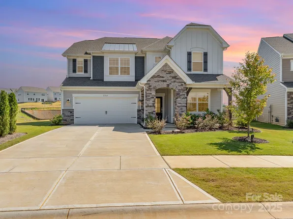 2769 Monument Point Cir, Fort Mill, SC 29715