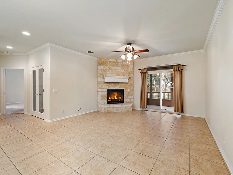 12418 Cascade Hls — Photo 10