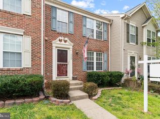 15725 Viewpoint Cir, Dumfries, VA 22025