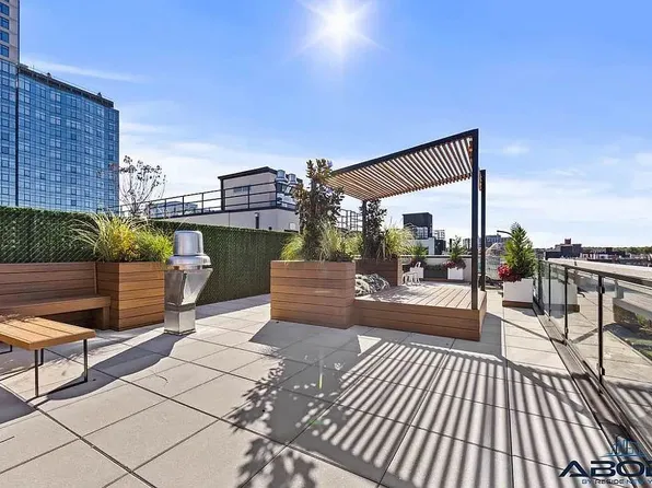 154 Lenox Road image 13 of 16