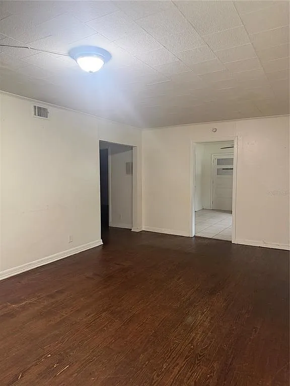 2 bed, 2.0 bath, 1036 sqft, $1,175 — Photo 3