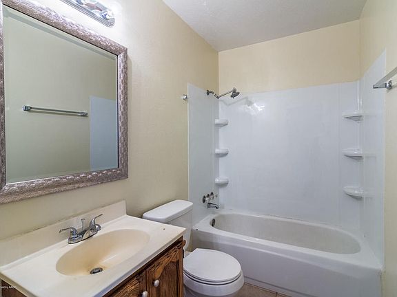 5th image of 4705 Oregon Trl