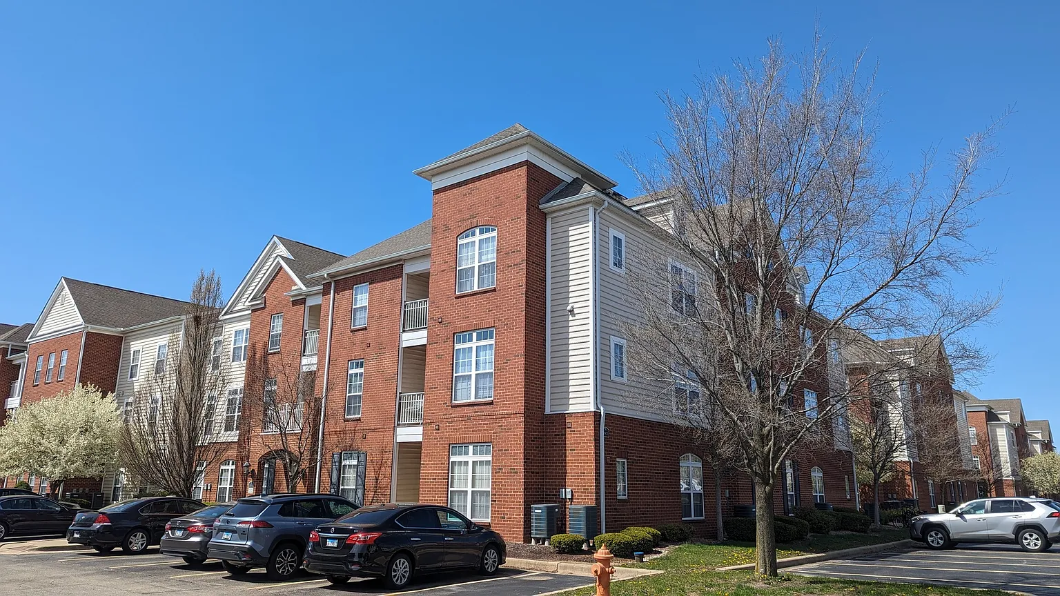 1903 N Lincoln Ave APT 128 photo 1