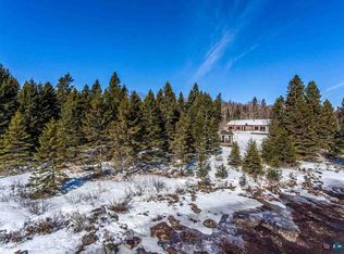 7274 Tofte Park Rd, Tofte, MN 55615