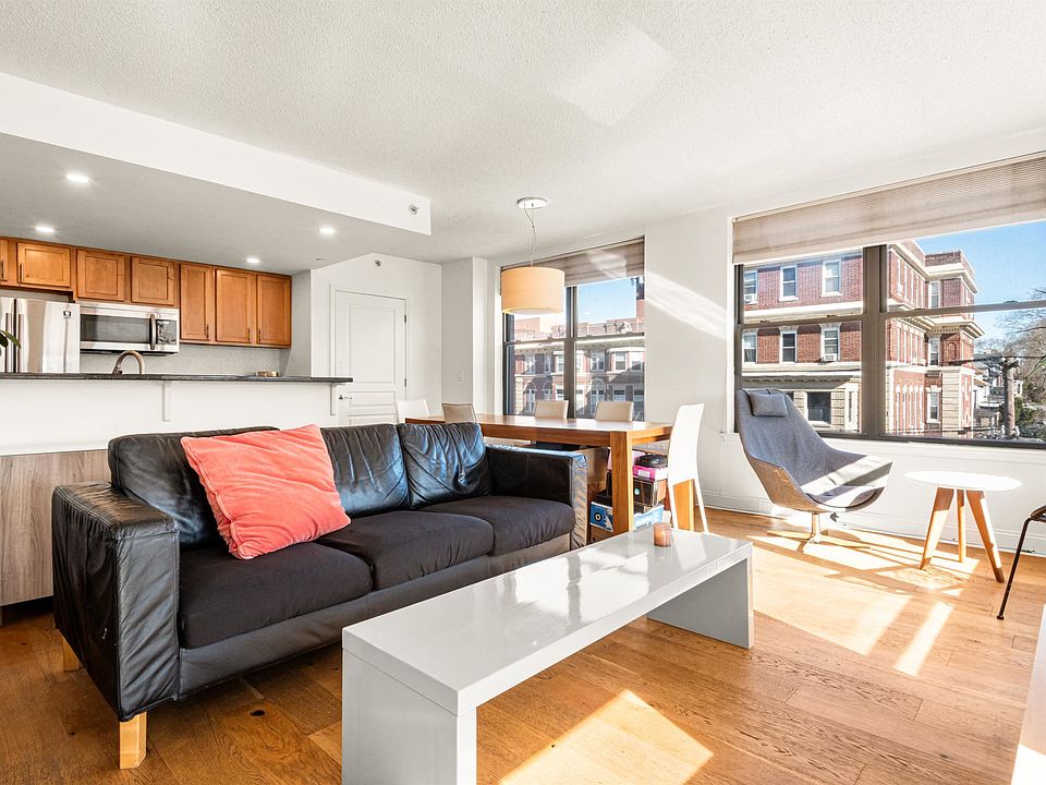 1st image of 4301 Park Ave APT 4A