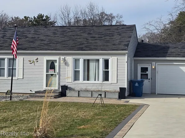 4956 Center St, Millington, MI 48746
